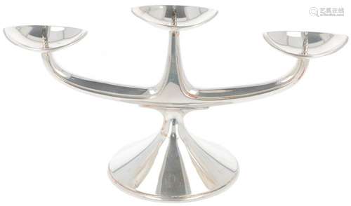 Table candelabra silver.