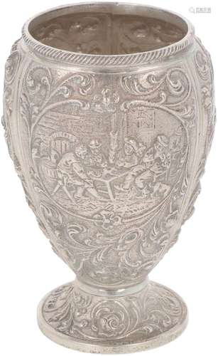 Spoon vase silver.