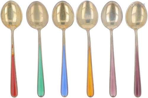 (6) piece set of silver teaspoons.