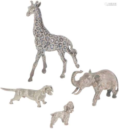 (4) piece lot miniature animals silver.