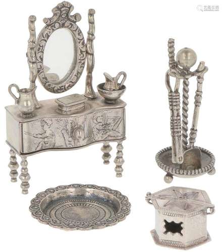 (4) part lot miniatures silver.