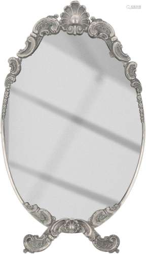 Dressing table mirror silver.