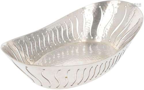 Bread basket silver plated.