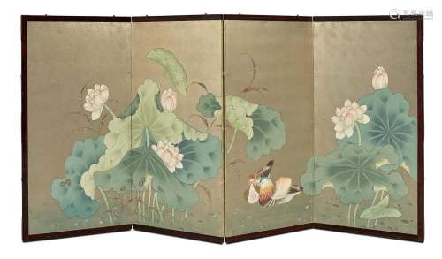 Japon, XXe siècle Paravent à quatre feuilles peintes en poly...