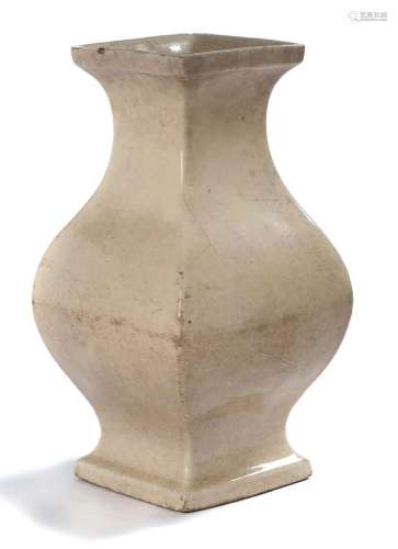Chine, période Han, Ier - IIe siècle Vase Hu en céramique ém...