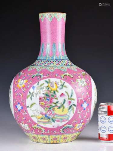 A Chinese Large Famille Rose Vase, Mid 20thC