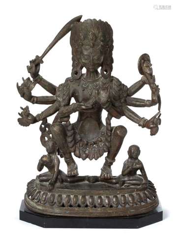 Tibet, XVIIe siècle Important groupe en bronze