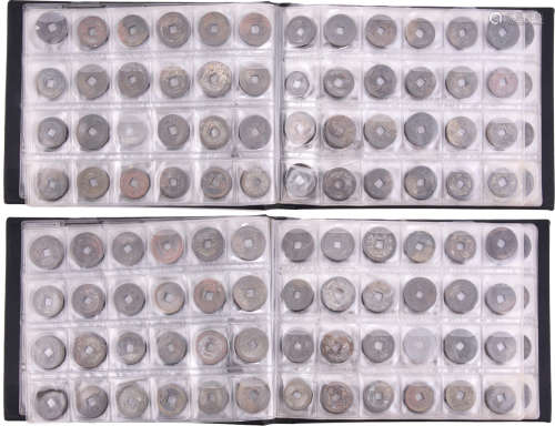 清 古錢幣一本(其中包括 順治x2,雍正x2)。合共159個