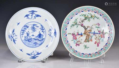 A Blue&White Dish and A Famille Rose Dish,Qing