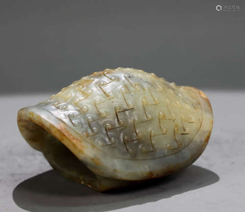 玉带沁龟壳
