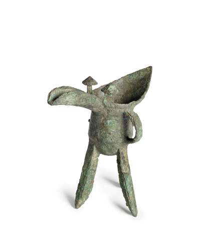 AN ARCHAIC BRONZE WINE VESSEL, JUE