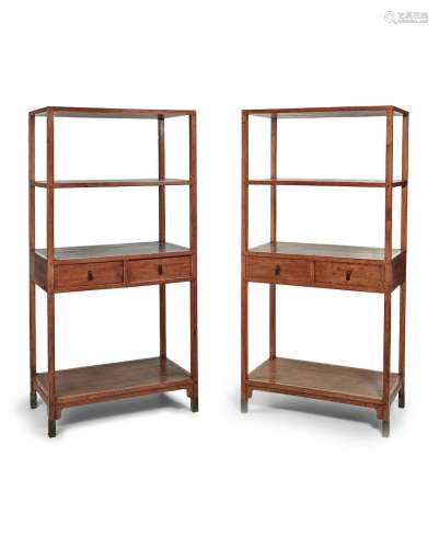 A pair of Huanghuali three-shelf bookcases, jiage