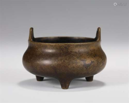 A Bronze Tripod Censer