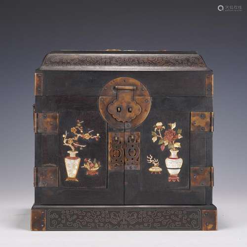 A Polychrome Hard-stones Inlaid Rosewood Case