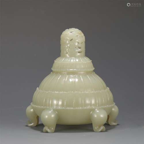 A Carved White Jade Incense Buner