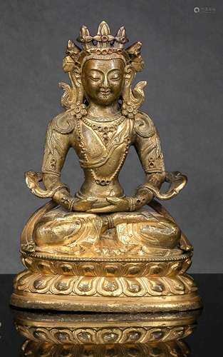 A PART-GILT BRONZE FIGURE OF SEATED AMITAYUS