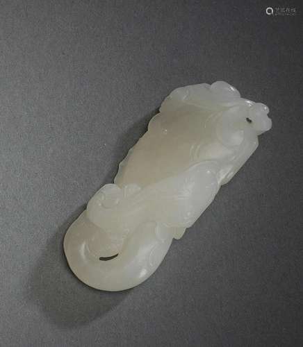 A FINE CARVED WHITE JADE PENDANT IN SHAPE OF A CATFISH AND I...