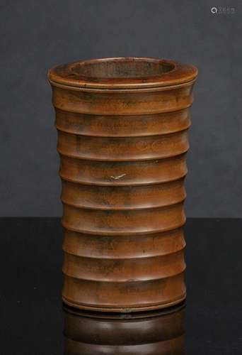 AN UNUSUAL CARVED BAMBOO BRUSHPOT