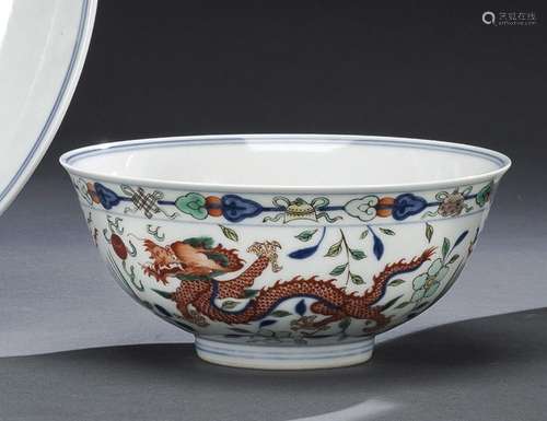 A WUCAI DRAGON AND PHOENIX PORCELAIN BOWL