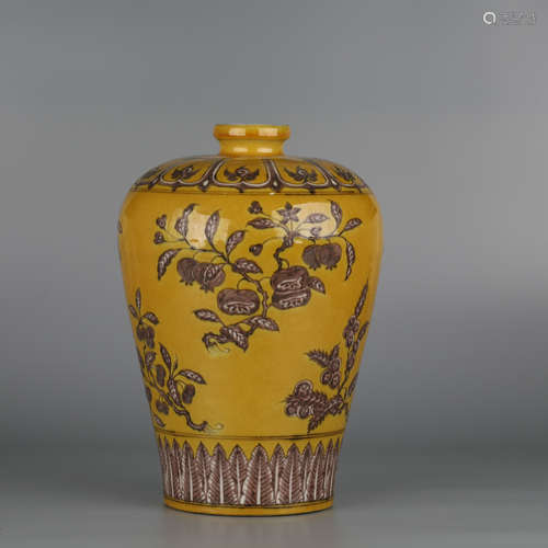 Ancient Chinese red vase in glaze with yellow bottom