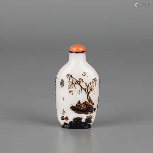 Glass double-color snuff bottle, 18th