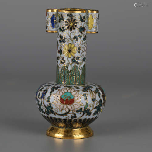 Chinese Enamel Ming Dynasty Vase