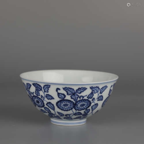 Chenghua blue and white flower pattern bowl