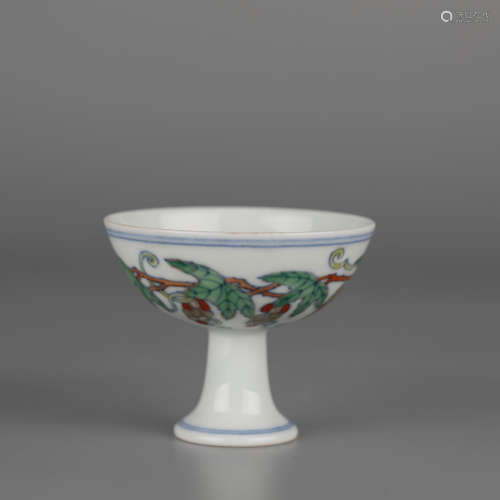 Chinese doucai flower pattern goblet, Chenghua