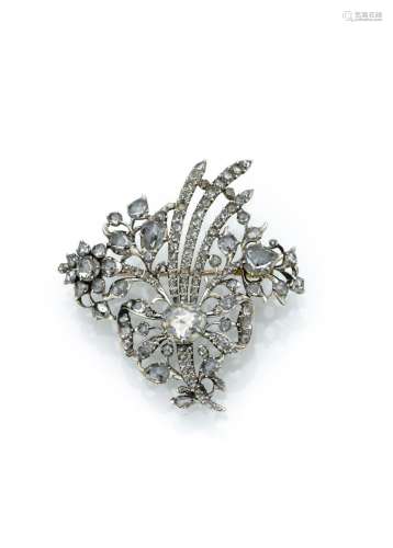 BROOCH (AIGRETTE) WITH DIAMONDS