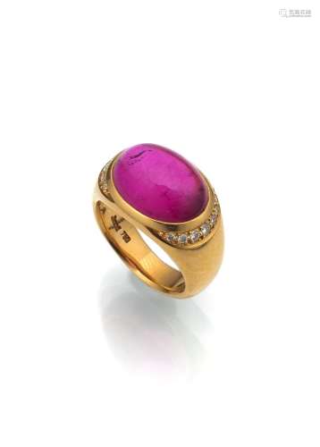 A RED TOURMALINE AND DIAMOND RING