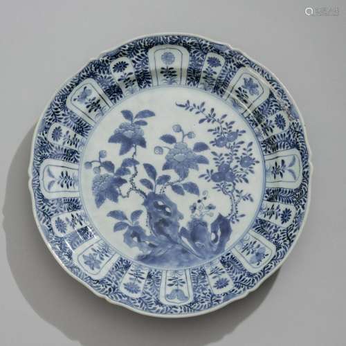 FLOWER-SHAPED PORCELAIN PLATE WITH BLUE AND WHITE FLORAL AND...