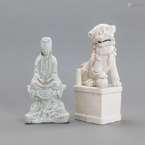 TWO 'DEHUA' WARE FIGURES OF GUANYIN AND A FO-LION