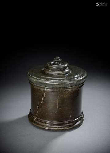 A LARGE SERPENTINE TOBACCO POT AND COVER