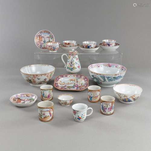 A GROUP OF 'FAMILLE ROSE' EXPORT PORCELAIN PUNCH B...