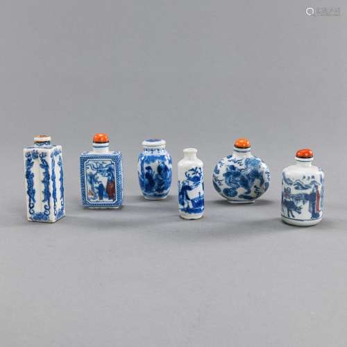 A GROUP OF SIX BLUE AND WHITE PORCELAIN SNUFFBOTTLES