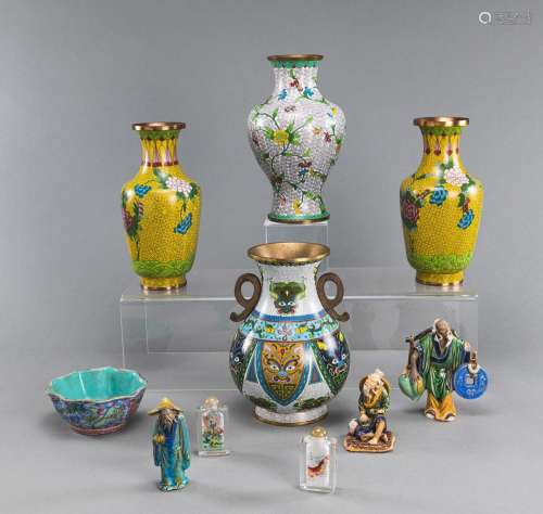 A GROUP OF CLOISONNÉ VASES AND OTHER WORKS OF ART