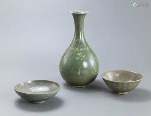 TWO CELADON-GLAZED BOWLS AND A VASE, TWO PIECES WITH INLAID ...