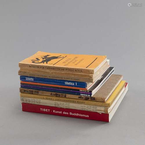 A GROUP OF 12 BOOKS ON BUDDHIST ART, E.G. SCHOETTLE CATALOGU...