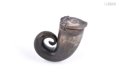 A GEORGE IV RAM'S HORN SNUFF MULL, CIRCA 1830