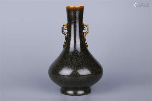 A Tea-Dust Glazed Two-Ear Porcelain Bottle.