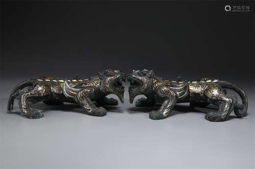 A Set of Bronze Auspicious Beast Sculptures.