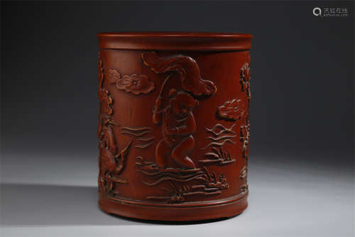 A Boxwood Brush Pot with Kids Design.