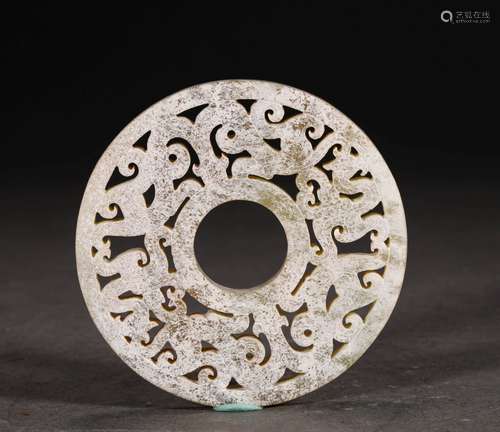 A WARRING STATES PERIOD HETIAN JADE DRAGON WALL