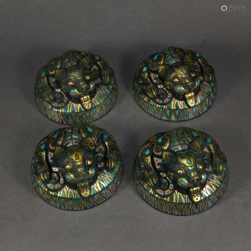 A SET OF WARRING STATES PERIOD GOLD AND SILVER INLAID GEMSTO...