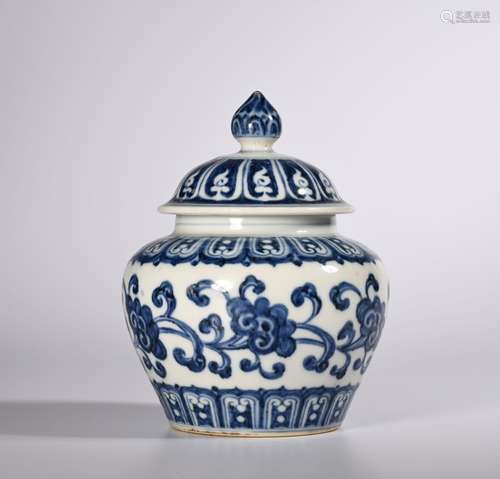 A MING XUANDE BLUE AND WHITE TWINE FLOWER PATTERN SMALL JAR ...