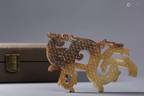 A WARRING STATES PERIOD JADE DRAGON