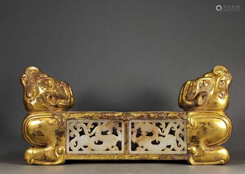 A WARRING STATES PERIOD BRONZE GILDING JADE PILLOW