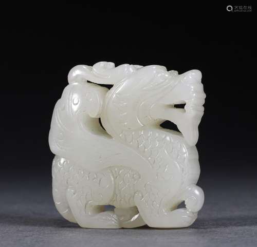 A TANG DYNASTY HETIAN JADE DRAGON