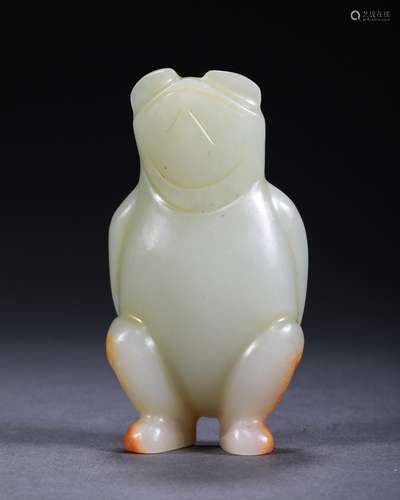 A HONGSHAN CULTURE JADE FROG