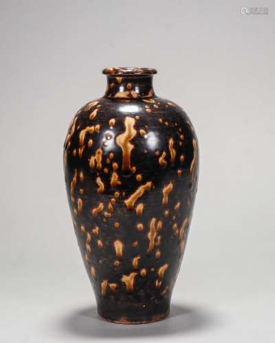吉州窯玳瑁斑黑釉梅瓶